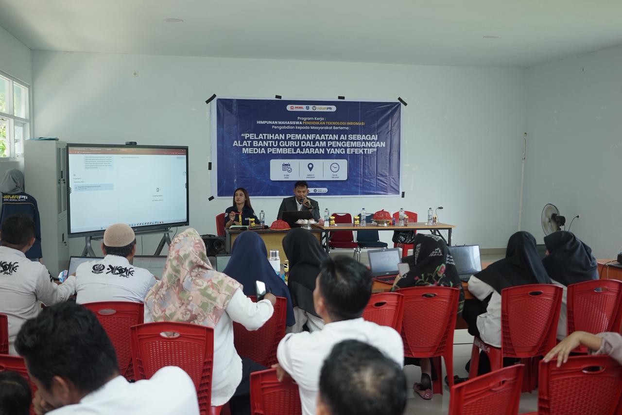Tendik SMKN 5 Pangkep Terima Edukasi Ihwal Pemanfaatan AI dari Prodi PTI Nobel Indonesia